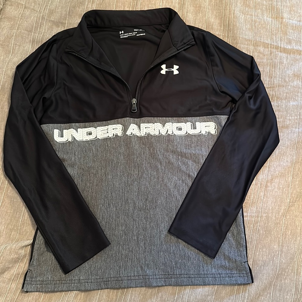 Boys Under Armour pullover